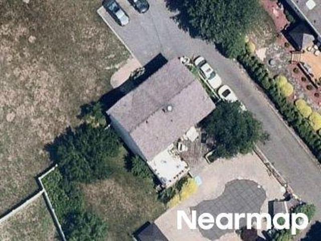 House for sale in Tinton Falls