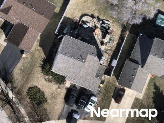 House for sale in Streamwood, Illinois