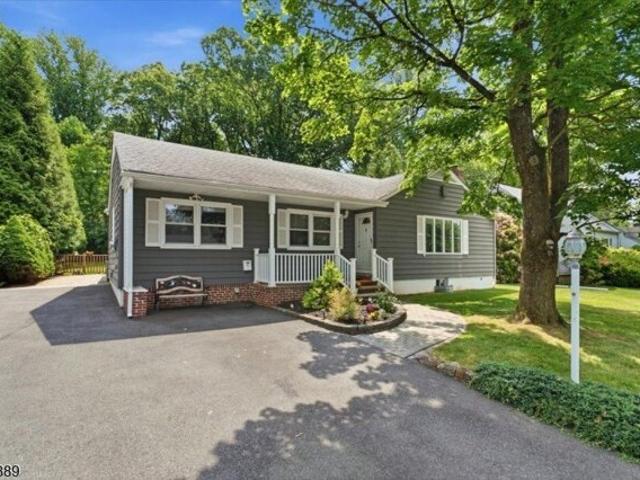 House for sale in Berkeley Heights, New Jersey