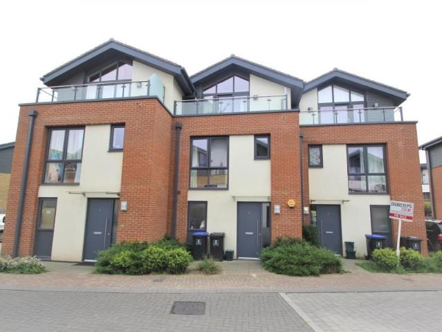 Apartment for rent in Westfield, Woking
