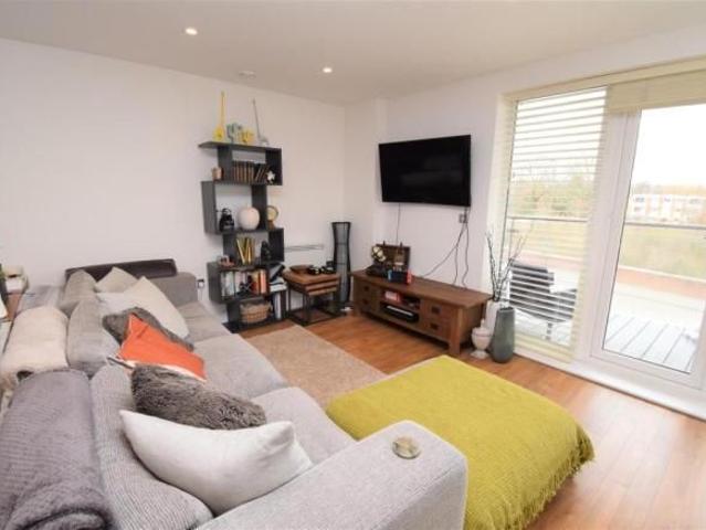 Apartment for rent in Westfield, Woking
