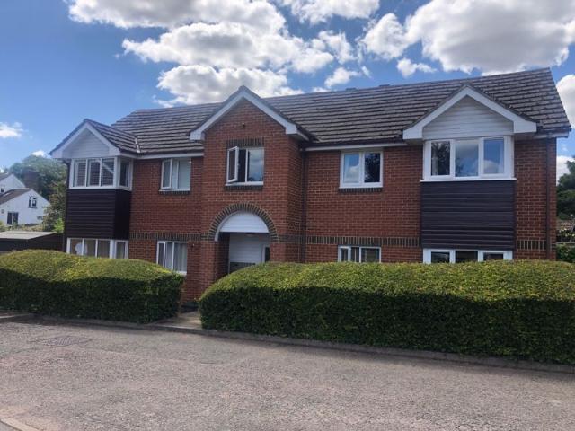 Apartment for rent in Wooburn, Bourne End