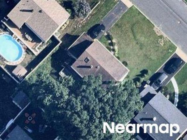 House for sale in Cliffwood, New Jersey