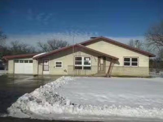House for sale in Sedalia