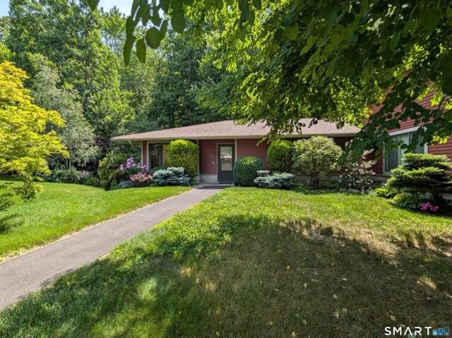 Condo for sale in Mansfield Center, Connecticut