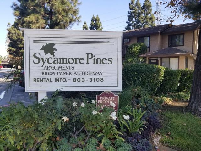 Apartment for rent in Downey, California
