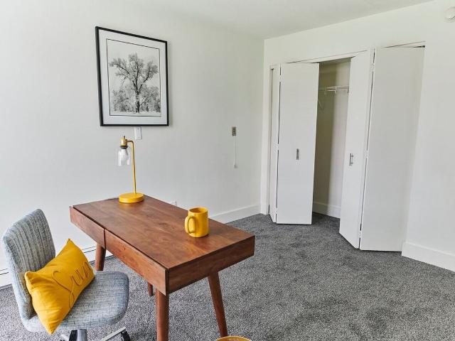 Apartment for rent in Whispering Hills, Milwaukee