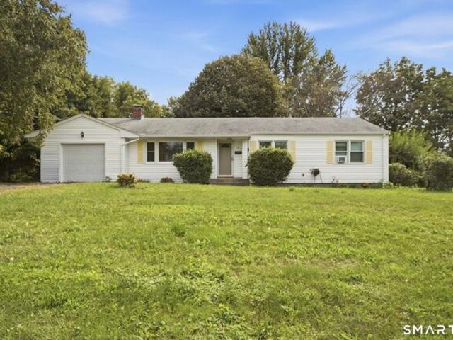 House for sale in Bloomfield, Connecticut