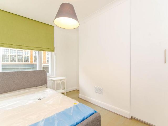 House for rent in Finsbury, Greater London
