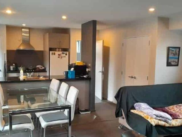 Townhouse for rent in Heathcote, Canterbury