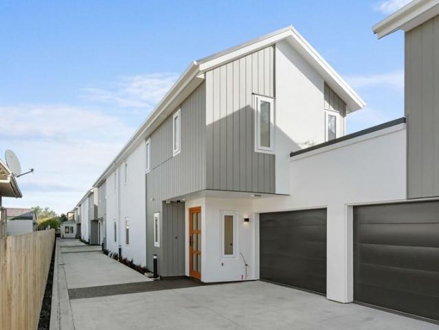 House for rent in Heathcote, Canterbury