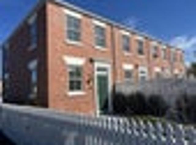 Townhouse for rent in Heathcote, Canterbury