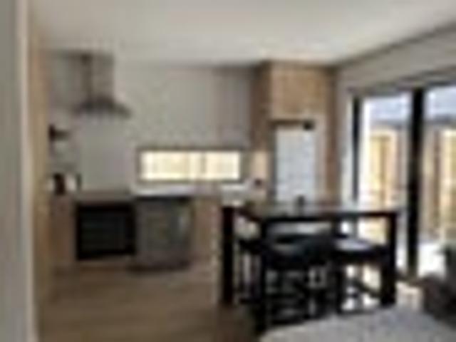 Townhouse for rent in Heathcote, Canterbury