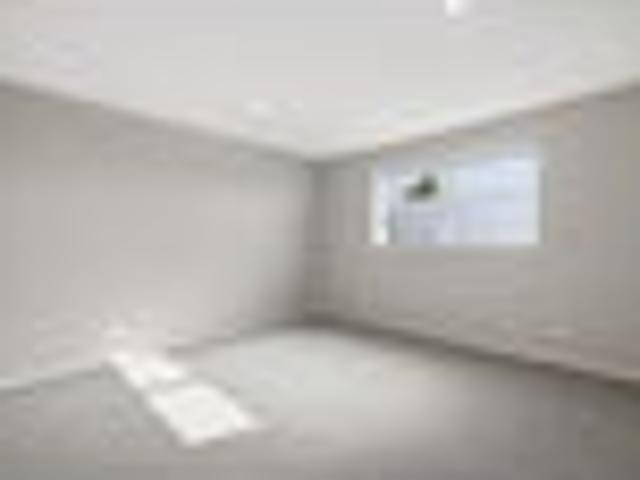 Townhouse for rent in Heathcote, Canterbury