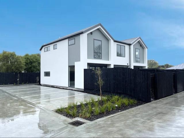 House for rent in Chaslands, Canterbury