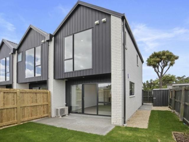 House for rent in Heathcote, Canterbury