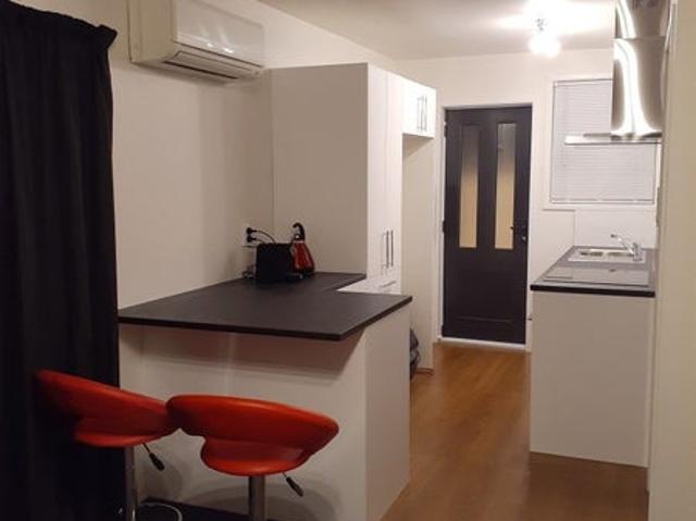 Apartment for rent in Heathcote, Canterbury