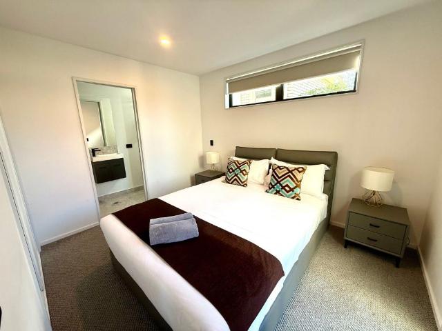 Townhouse for rent in Heathcote, Canterbury