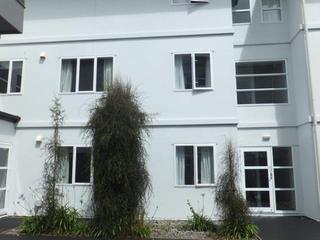 Apartment for rent in Heathcote, Canterbury