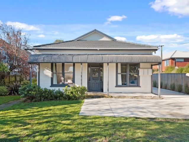House for rent in Heathcote, Canterbury
