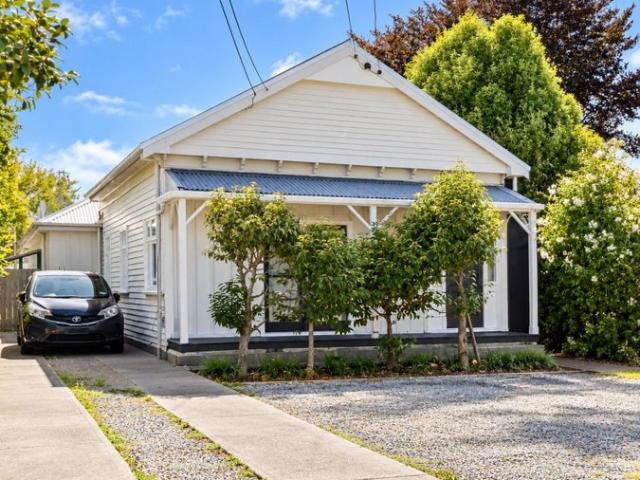 House for rent in Heathcote, Canterbury