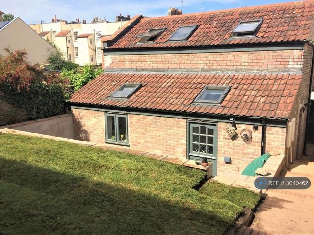 House for rent in Stokes Croft, Bristol
