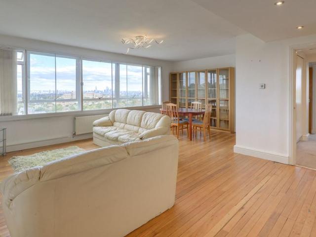 Apartment for rent in London Borough of Lewisham, Forest Hill