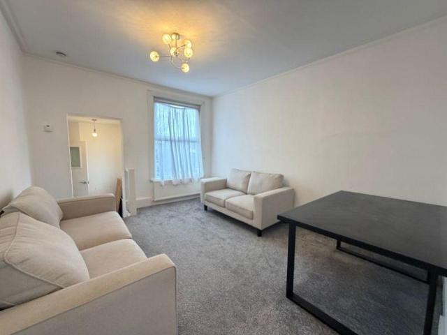 House for rent in London Borough of Croydon, Selhurst