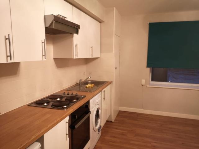 Room for rent in London Borough of Croydon, Selhurst