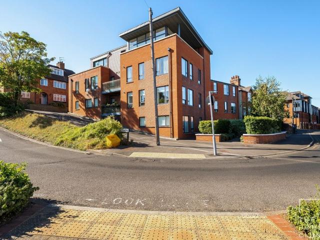 Apartment for rent in Charlotteville, Westborough