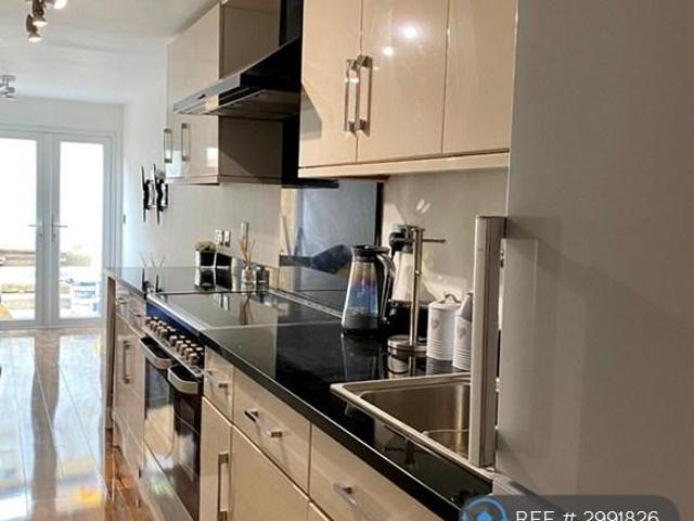 House for rent in London Borough of Lewisham, Lower Sydenham