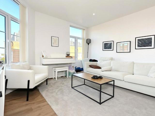 Apartment for rent in London Borough of Lewisham, Lower Sydenham