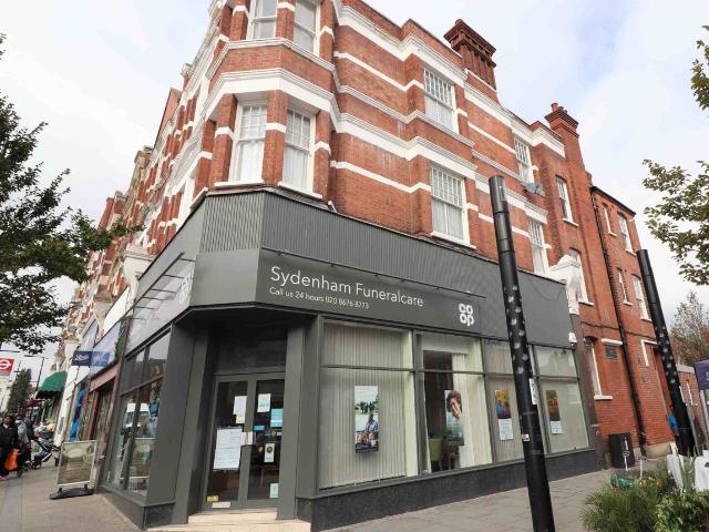 Apartment for rent in Upper Sydenham, Greater London