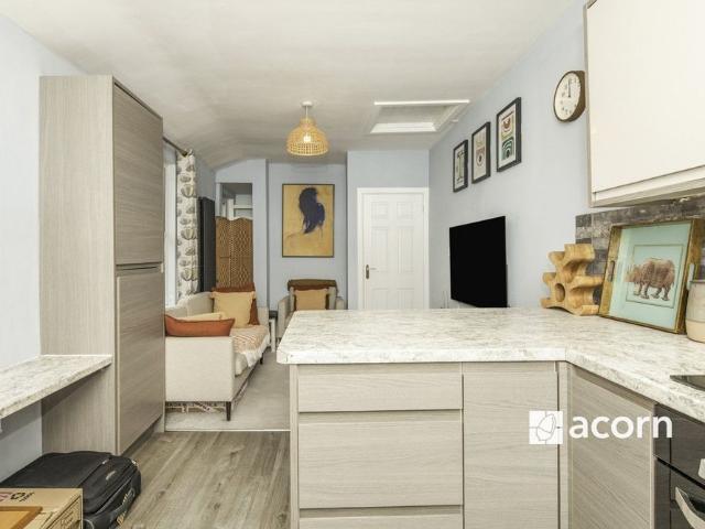 Apartment for rent in London Borough of Lewisham, Lower Sydenham