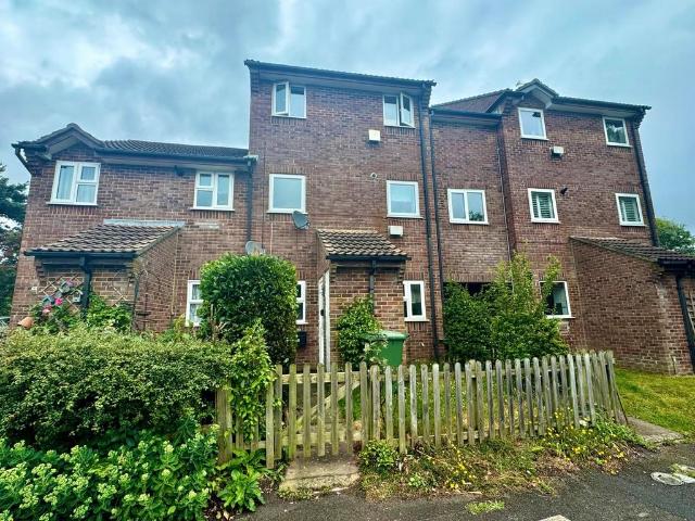 Apartment for rent in Poole