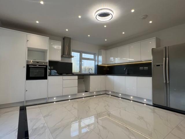 Apartment for rent in London Borough of Barnet, Greater London