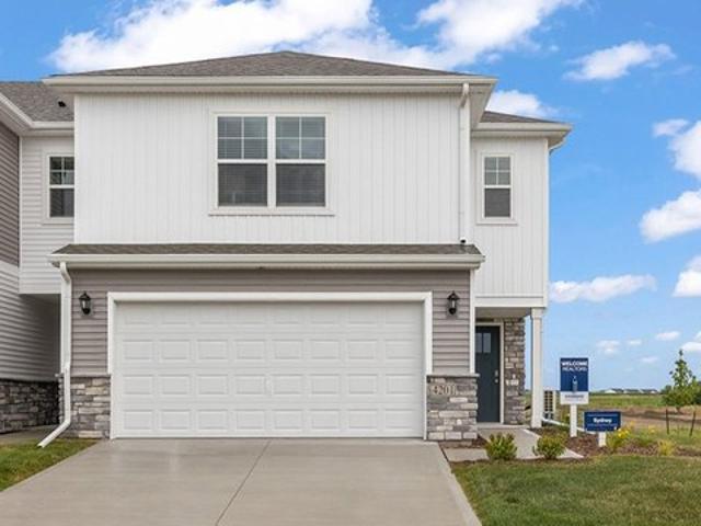 Townhouse for sale in Sydney, Florida