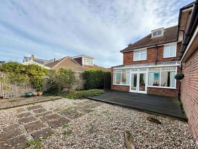 House for sale in Mill Hill, Ash