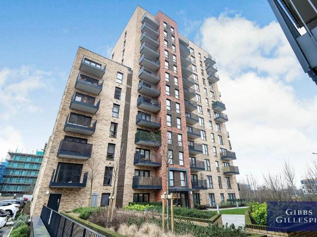 Apartment for rent in Holywell Estate, North Watford