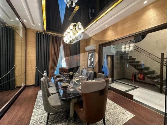 House for sale in لاہور, لاہور ڈویژن