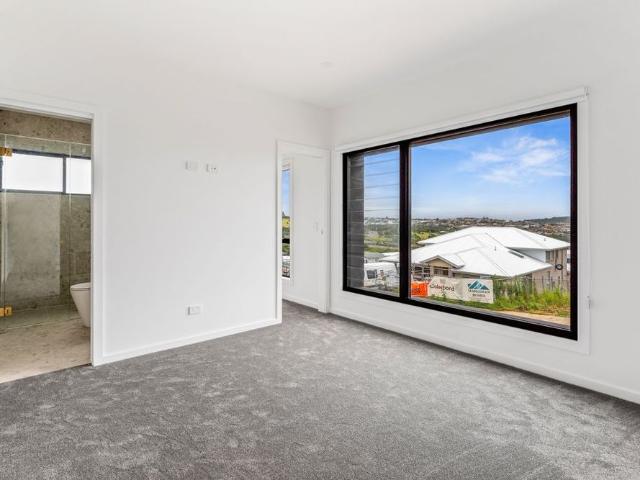 Townhouse for rent in Dunmore, New South Wales