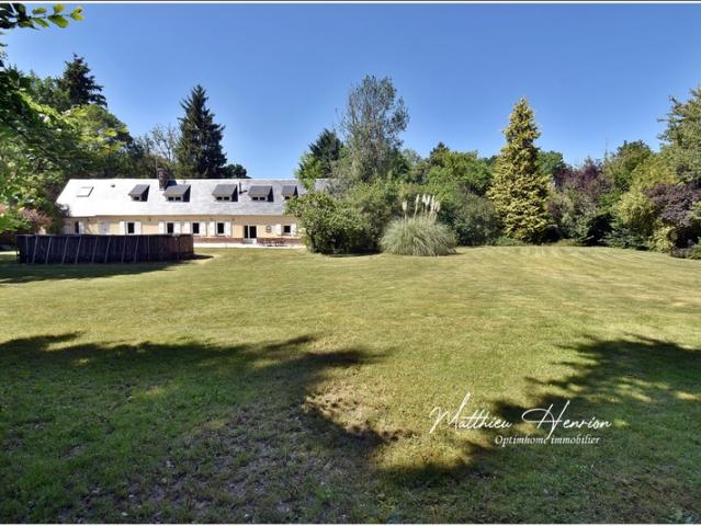 Maison vente à Sylvains-les-Moulins, Sylvains-Lès-Moulins