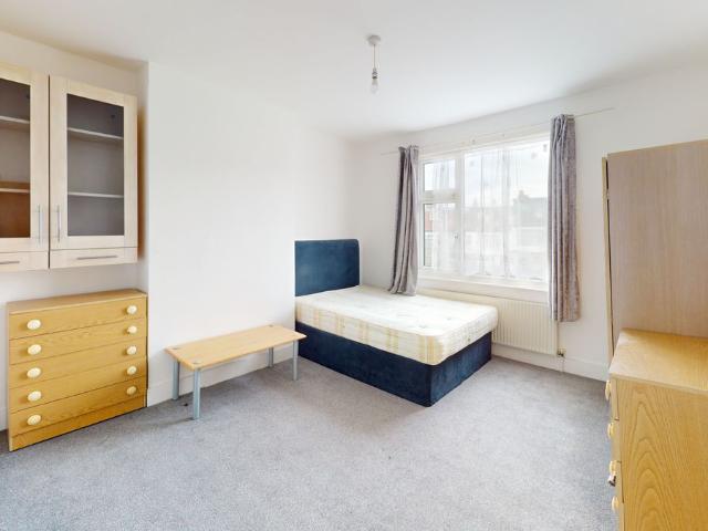 Room for rent in Greater London