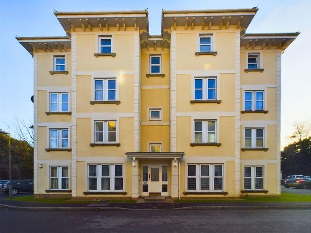 Apartment for rent in Stoke, Plymouth