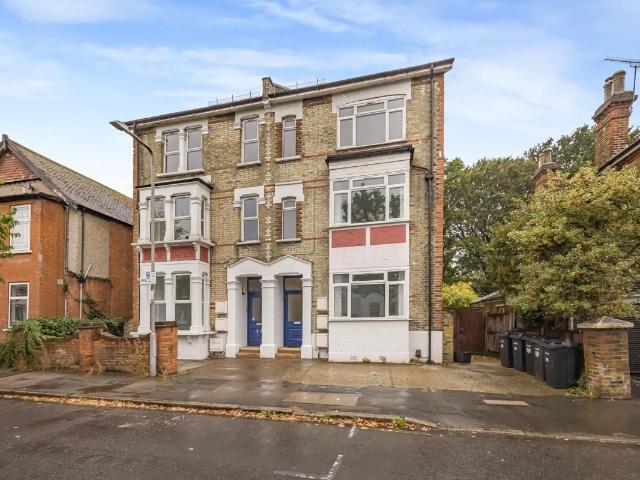 Apartment for rent in Snaresbrook, Greater London