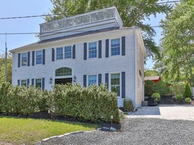 House for sale in Chatham