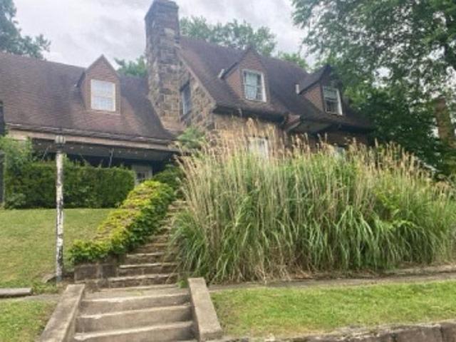 House for sale in Farmington, Pennsylvania