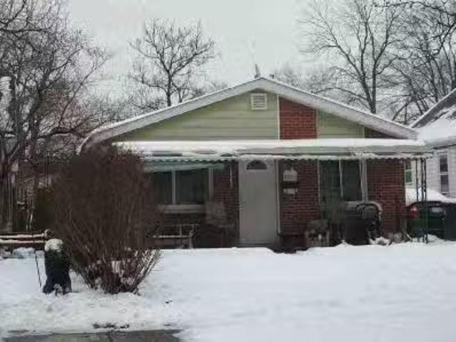 House for sale in Taylor
