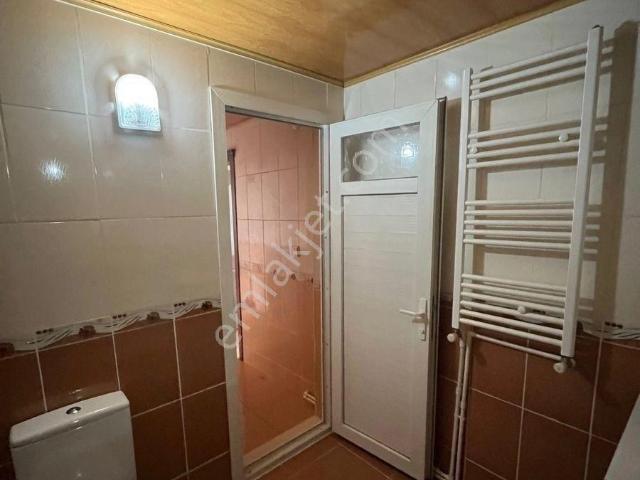 Bayrakli, İzmir içerisinde kiralık mülk