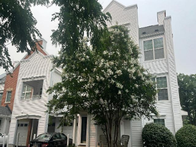 Condo for sale in Annapolis Junction, Maryland